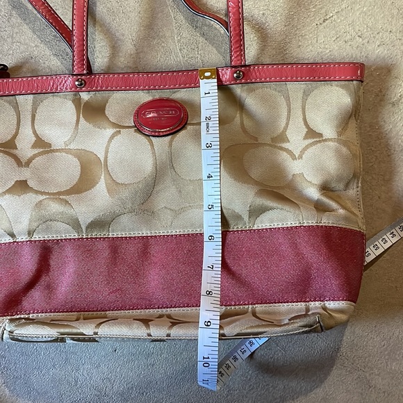 Coach Purse - Picture 13 of 15